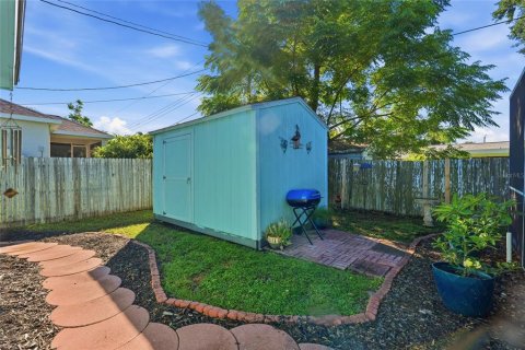 House in Venice, Florida 3 bedrooms, 150.87 sq.m. № 2424219 - photo 4