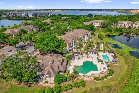 Condo in Orlando, Florida, 1 bedroom № 2201981 - photo 17