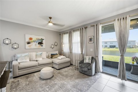 Townhouse in Wesley Chapel, Florida 3 bedrooms, 163.51 sq.m. № 2312714 - photo 17