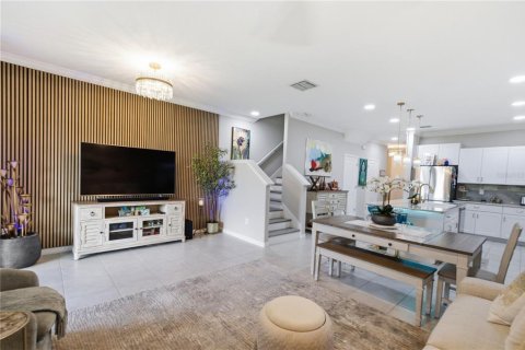Townhouse in Wesley Chapel, Florida 3 bedrooms, 163.51 sq.m. № 2312714 - photo 16