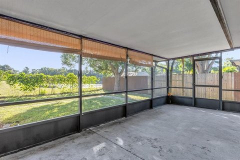 Duplex à vendre à Orlando, Floride: 2 chambres, 101.54 m2 № 2429139 - photo 20