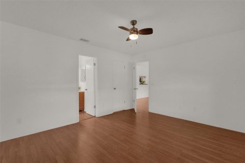 Duplex à vendre à Orlando, Floride: 2 chambres, 101.54 m2 № 2429139 - photo 15