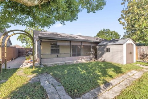 Duplex à vendre à Orlando, Floride: 2 chambres, 101.54 m2 № 2429139 - photo 25