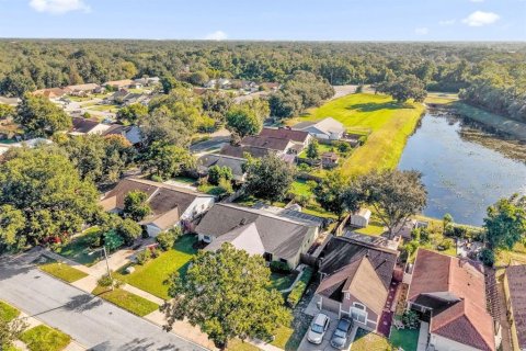 Duplex à vendre à Orlando, Floride: 2 chambres, 101.54 m2 № 2429139 - photo 27