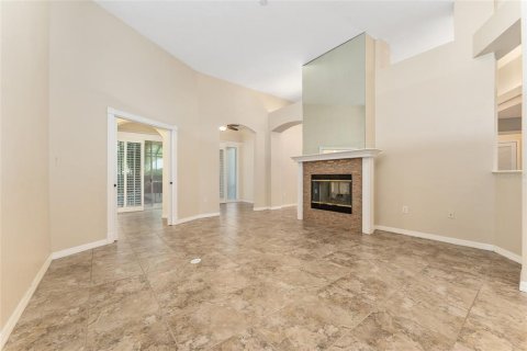 Villa ou maison à louer à Gainesville, Floride: 4 chambres, 220.55 m2 № 1769125 - photo 5