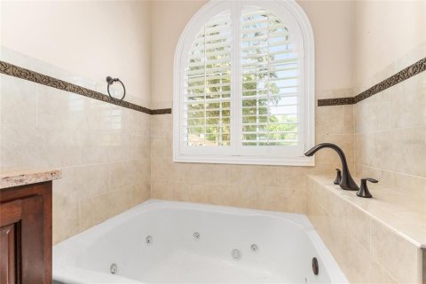 Villa ou maison à louer à Gainesville, Floride: 4 chambres, 220.55 m2 № 1769125 - photo 22