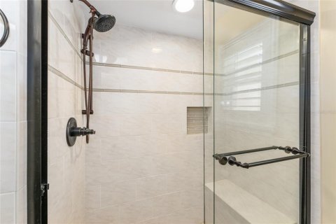 Villa ou maison à louer à Gainesville, Floride: 4 chambres, 220.55 m2 № 1769125 - photo 29