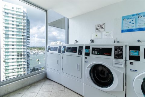 Immobilier commercial à louer à Miami Beach, Floride: 55 m2 № 2019388 - photo 22