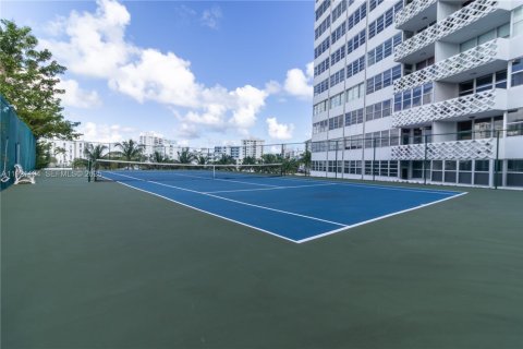 Immobilier commercial à louer à Miami Beach, Floride: 55 m2 № 2019388 - photo 25