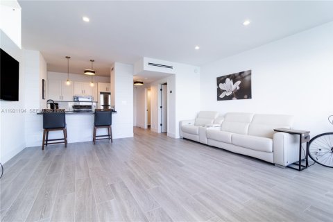 Immobilier commercial à louer à Miami Beach, Floride: 55 m2 № 2019388 - photo 15