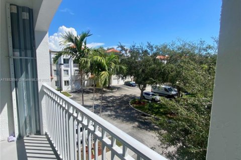 Condo in Palm Beach Gardens, Florida, 1 bedroom  № 1929767 - photo 15