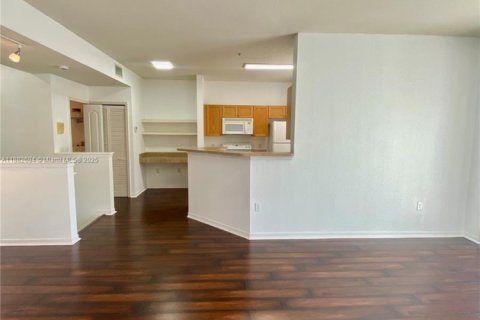 Condo in Palm Beach Gardens, Florida, 1 bedroom  № 1929767 - photo 8