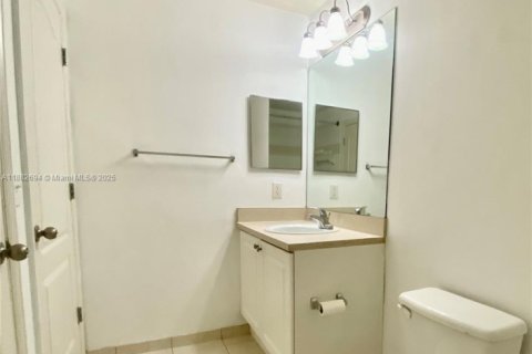 Condo in Palm Beach Gardens, Florida, 1 bedroom  № 1929767 - photo 29