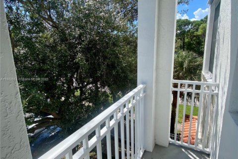 Condo in Palm Beach Gardens, Florida, 1 bedroom  № 1929767 - photo 16