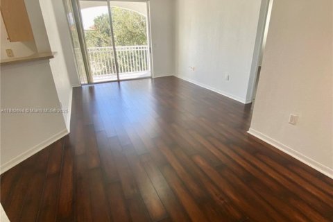 Condo in Palm Beach Gardens, Florida, 1 bedroom  № 1929767 - photo 9