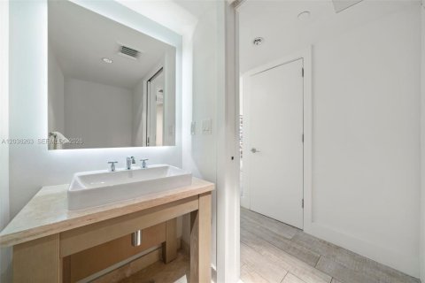 Copropriété à vendre à Miami Beach, Floride: 1 chambre, 82.96 m2 № 2154597 - photo 8