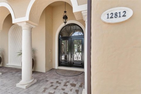 House in Windermere, Florida 4 bedrooms, 562.43 sq.m. № 1827103 - photo 5