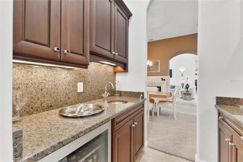 House in Windermere, Florida 4 bedrooms, 562.43 sq.m. № 1827103 - photo 15