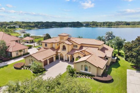 House in Windermere, Florida 4 bedrooms, 562.43 sq.m. № 1827103 - photo 2