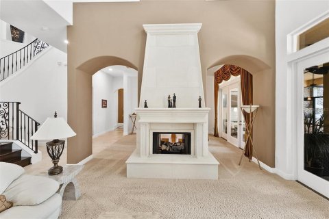 House in Windermere, Florida 4 bedrooms, 562.43 sq.m. № 1827103 - photo 11