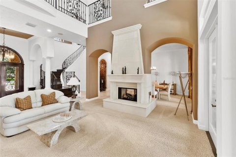 House in Windermere, Florida 4 bedrooms, 562.43 sq.m. № 1827103 - photo 14