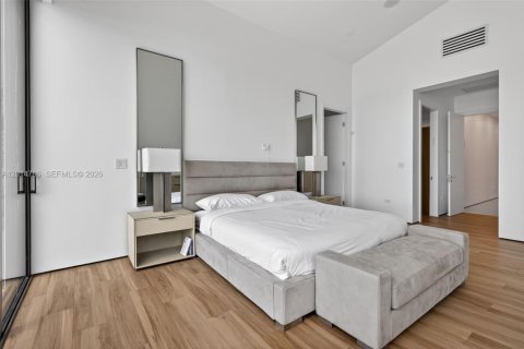 Villa ou maison à louer à Miami, Floride: 6 chambres, 334.73 m2 № 2171283 - photo 18