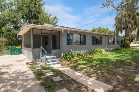 House in Eustis, Florida 2 bedrooms, 67.35 sq.m. № 2204254 - photo 2