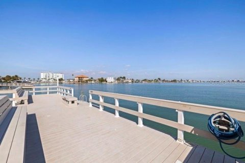 Copropriété à vendre à Saint Petersburg, Floride: 1 chambre, 106.37 m2 № 2150068 - photo 21