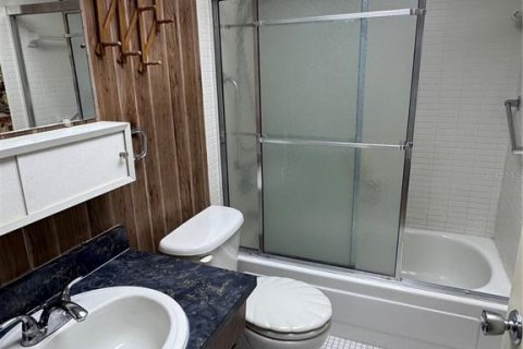 Copropriété à vendre à Saint Petersburg, Floride: 1 chambre, 106.37 m2 № 2150068 - photo 11