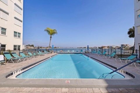 Copropriété à vendre à Saint Petersburg, Floride: 1 chambre, 106.37 m2 № 2150068 - photo 15