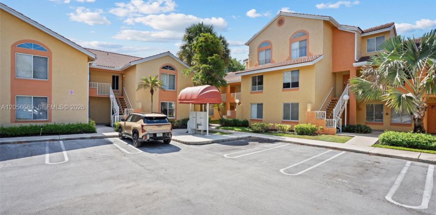 Condo à Coral Springs, Floride, 2 chambres № 2168110