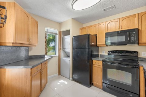 Copropriété à vendre à Coral Springs, Floride: 2 chambres, 96.99 m2 № 2168110 - photo 14