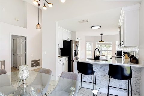 Купить виллу или дом в Киссимми, Флорида 10 комнат, 129.78м2, № 2148581 - фото 17