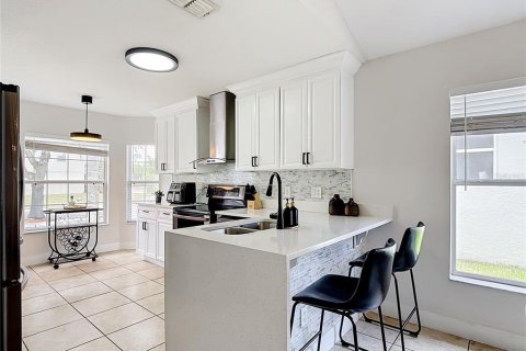 Купить виллу или дом в Киссимми, Флорида 10 комнат, 129.78м2, № 2148581 - фото 18