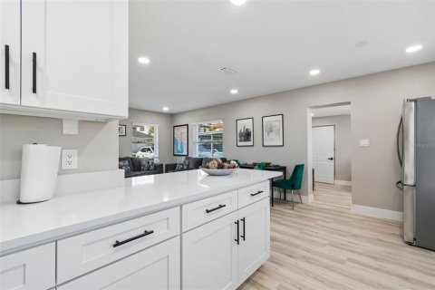 Villa ou maison à louer à Tampa, Floride: 4 chambres, 124.4 m2 № 2289536 - photo 20