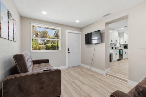 Villa ou maison à louer à Tampa, Floride: 4 chambres, 124.4 m2 № 2289536 - photo 22