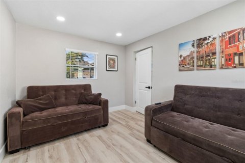 Villa ou maison à louer à Tampa, Floride: 4 chambres, 124.4 m2 № 2289536 - photo 23