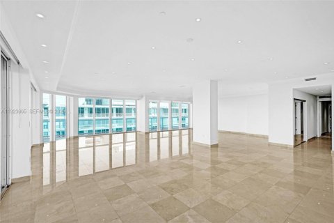 Copropriété à louer à Bal Harbour, Floride: 2 chambres, 288.93 m2 № 1982825 - photo 7