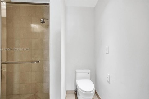 Copropriété à louer à Bal Harbour, Floride: 2 chambres, 288.93 m2 № 1982825 - photo 28