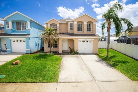 Townhouse in Orlando, Florida 4 bedrooms, 170.66 sq.m. № 2094479 - photo 2