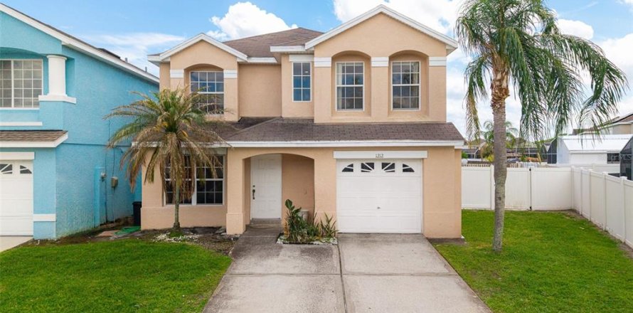 Townhouse in Orlando, Florida 4 bedrooms, 170.66 sq.m. № 2094479