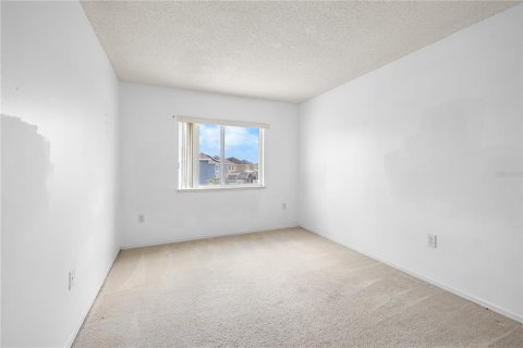 Townhouse in Orlando, Florida 4 bedrooms, 170.66 sq.m. № 2094479 - photo 23