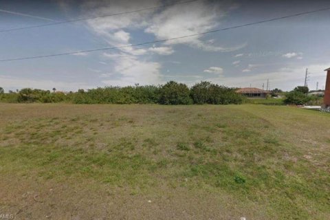 Land in Cape Coral, Florida № 864380 - photo 2