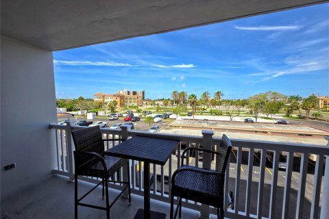 Condominio en alquiler en Treasure Island, Florida, 1 dormitorio, 82.22 m2 № 1824681 - foto 3