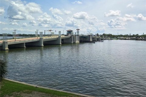 Condominio en alquiler en Treasure Island, Florida, 1 dormitorio, 82.22 m2 № 1824681 - foto 25