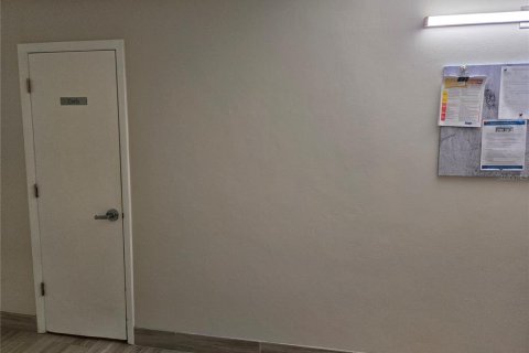 Condominio en alquiler en Treasure Island, Florida, 1 dormitorio, 82.22 m2 № 1824681 - foto 22