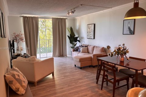 Copropriété à vendre à North Miami, Floride: 1 chambre, 69.68 m2 № 1950782 - photo 1