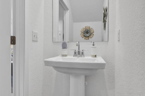 Снять в аренду таунхаус в Ривьера-Бич, Флорида 3 комнаты, 139.35м2, № 2263762 - фото 27