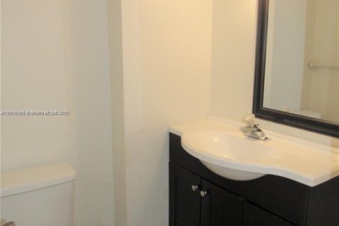 Copropriété à louer à Sunny Isles Beach, Floride: 1 chambre, 65.96 m2 № 1948181 - photo 7