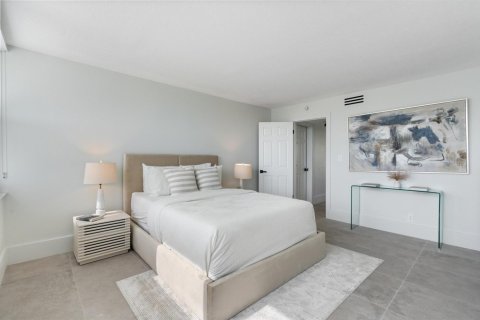 Condominio en venta en Fort Lauderdale, Florida, 2 dormitorios, 146.32 m2 № 2249464 - foto 19